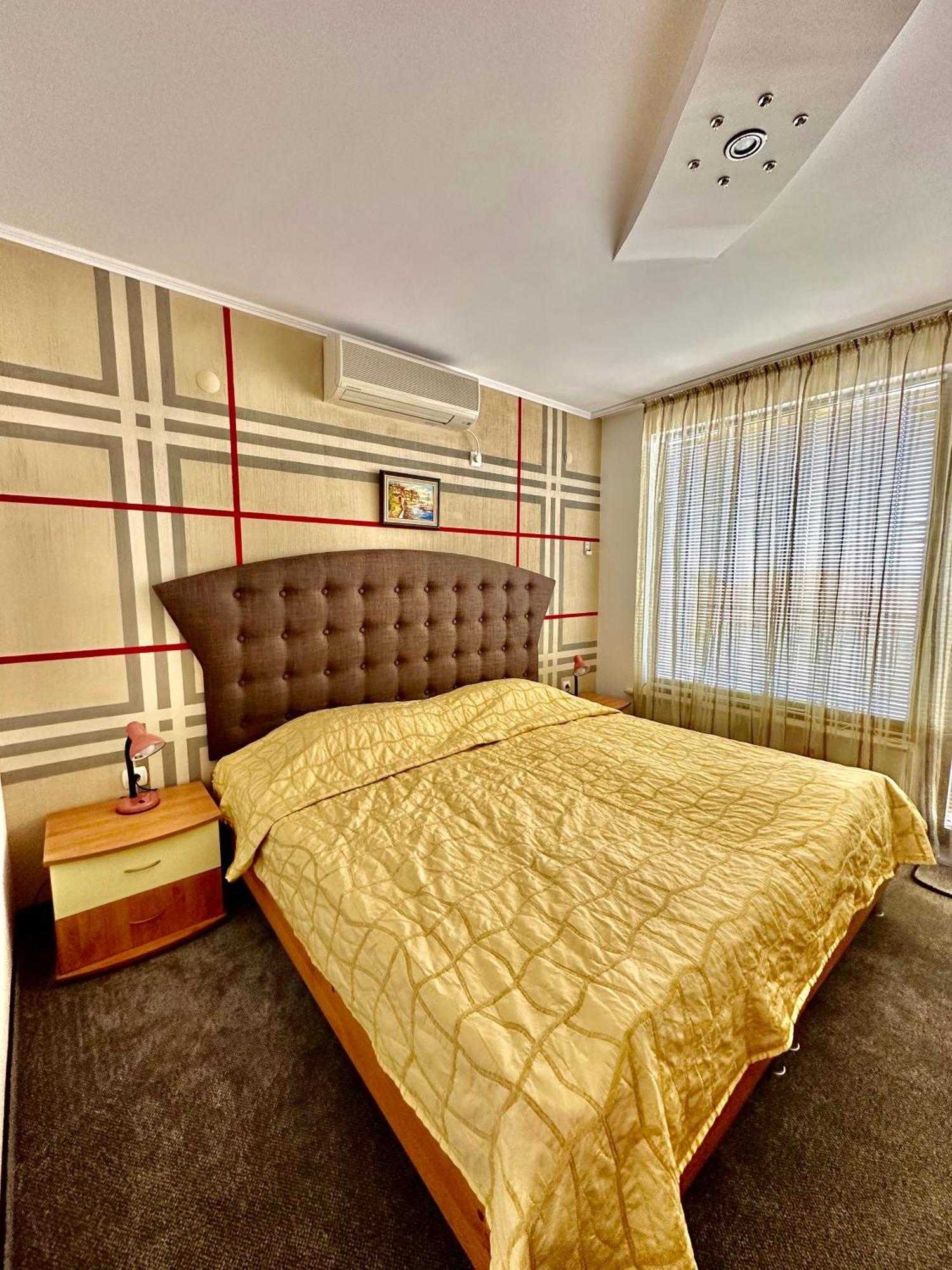 Family Hotel The Golden Fish Sozopol Exterior photo